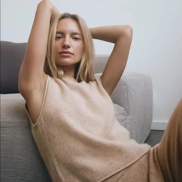 The Group by Babaton Ellipsis Cashmere Tank - Picture 1 of 3